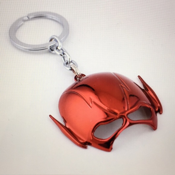 The Flash Red Mask Keychain/New - Picture 1 of 6